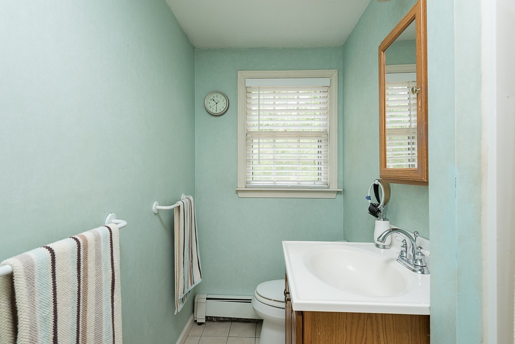 182 Old Farm Road Hanover, MA 02339 - Photo 16 of 23 Gallery Image 16