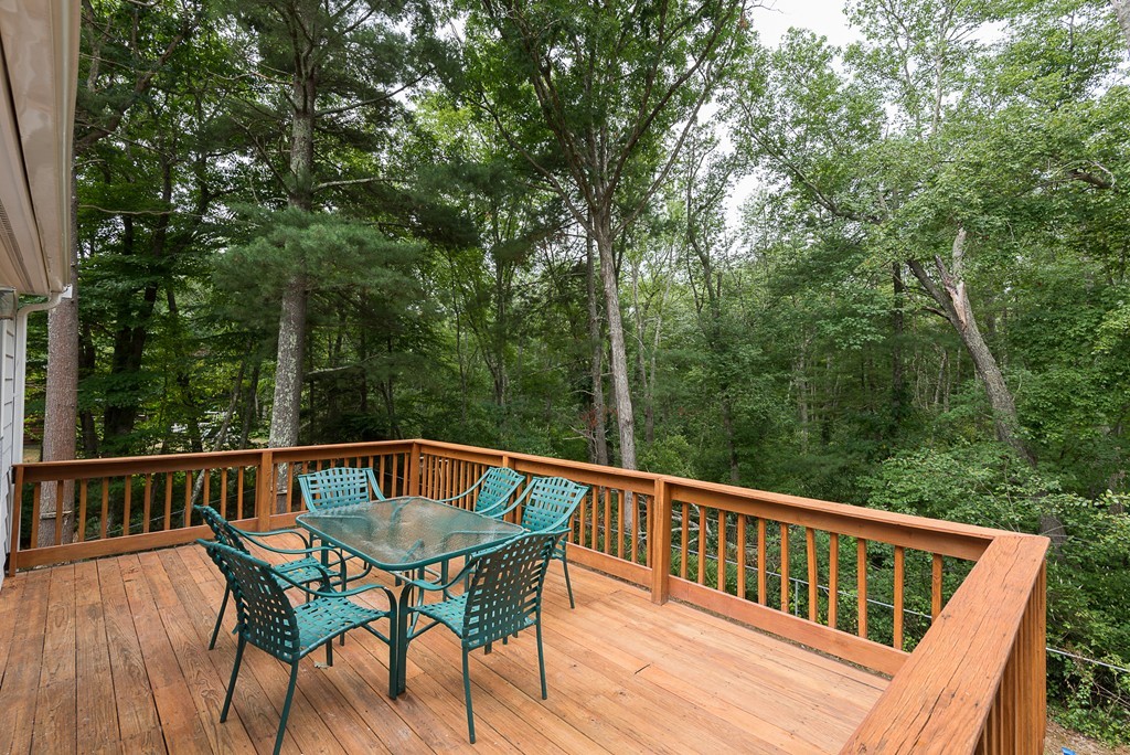 182 Old Farm Road Hanover, MA 02339 - Photo 22 of 23 Gallery Image 22