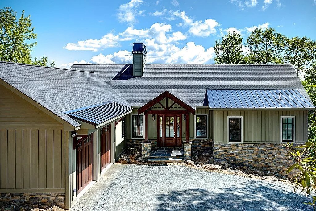 3434 Old Jonas Ridge Road Newland, NC 28657 - Photo 19 of 57