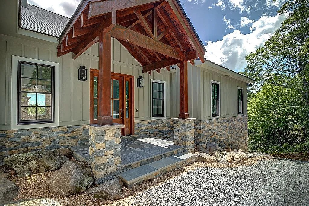 3434 Old Jonas Ridge Road Newland, NC 28657 - Photo 22 of 57