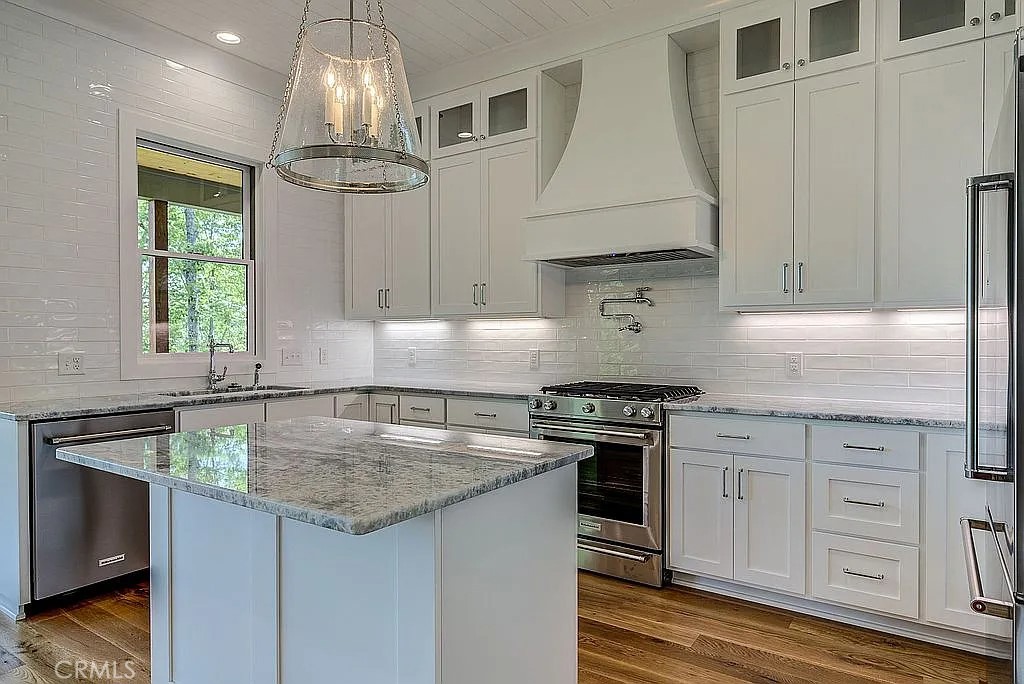 3434 Old Jonas Ridge Road Newland, NC 28657 - Photo 32 of 57