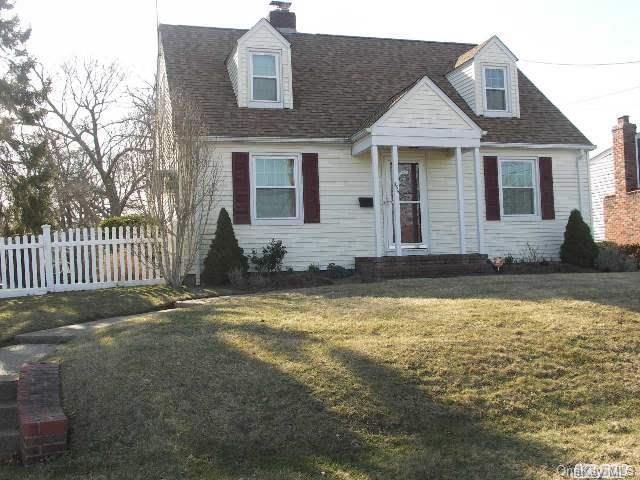 164 Ralph Avenue Babylon, NY 11702 - Photo 1 of 1 Gallery Image 1
