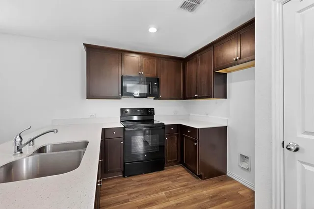 $2,100 | 9206 Marilyn Place, Dallas, TX 75227