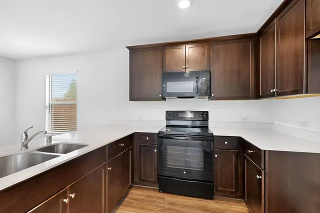 $2,100 | 9206 Marilyn Place, Dallas, TX 75227