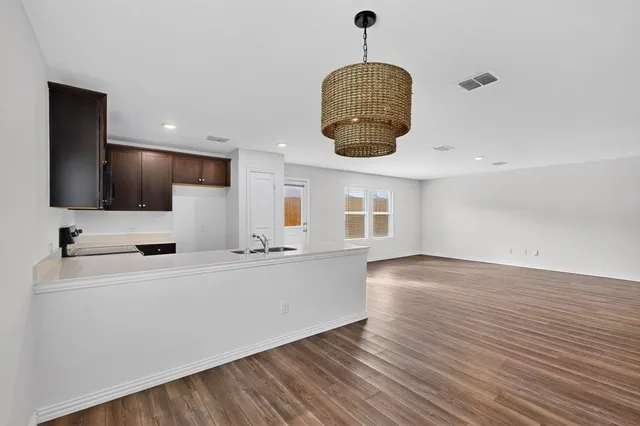 $2,100 | 9206 Marilyn Place, Dallas, TX 75227