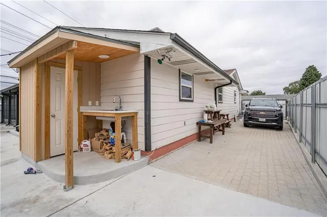 $329,900 | 7116 Asher Street, Metairie, LA 70003