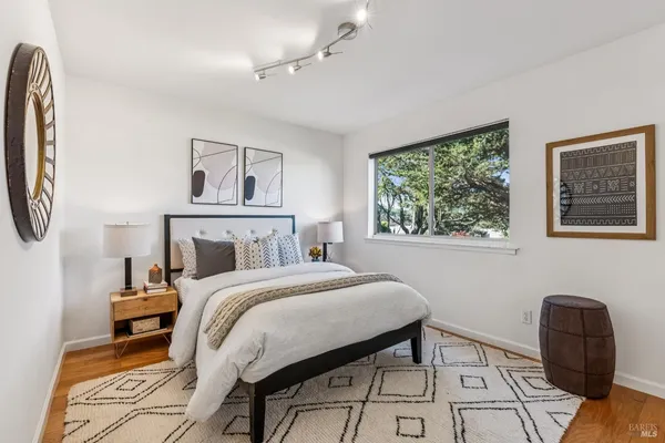 $995,000 | 125 Mariner Green Court, Corte Madera, CA 94925