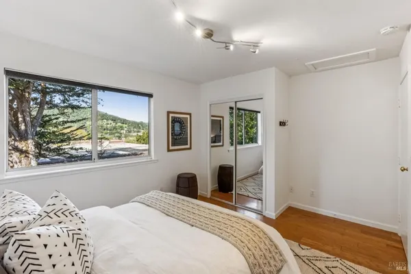 $995,000 | 125 Mariner Green Court, Corte Madera, CA 94925
