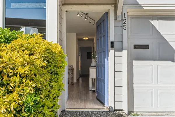 $995,000 | 125 Mariner Green Court, Corte Madera, CA 94925