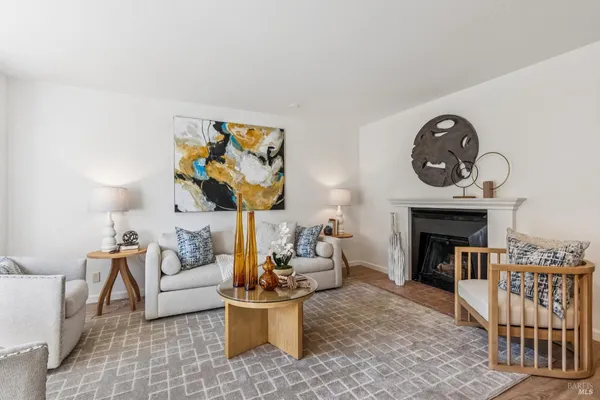 $995,000 | 125 Mariner Green Court, Corte Madera, CA 94925