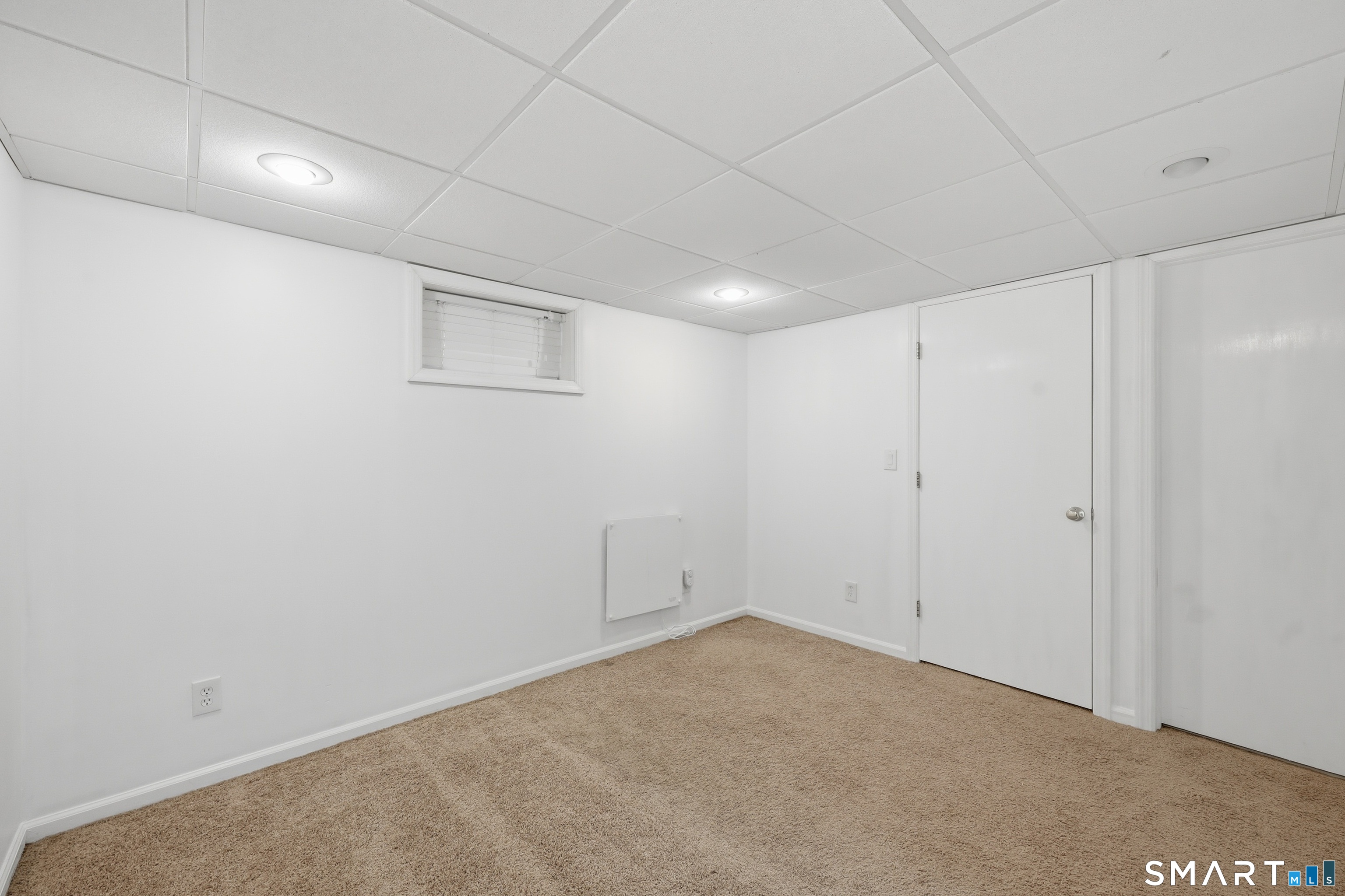 207 Barncroft Road Stamford, CT 06902 - Photo 25 of 36