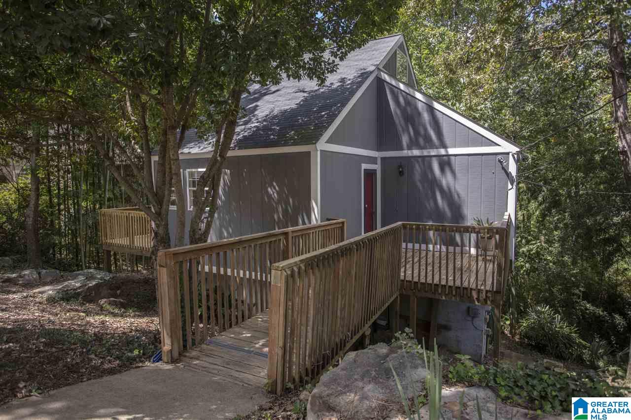 2230 Mountain View Road Birmingham, AL 35210 - Photo 1 of 24