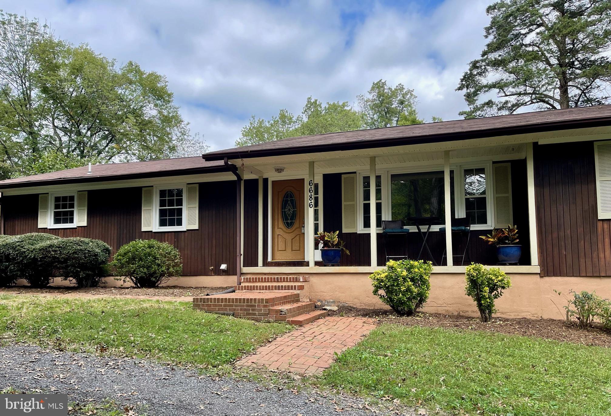6686 Riley Road Warrenton, VA 20187 - Photo 1 of 31