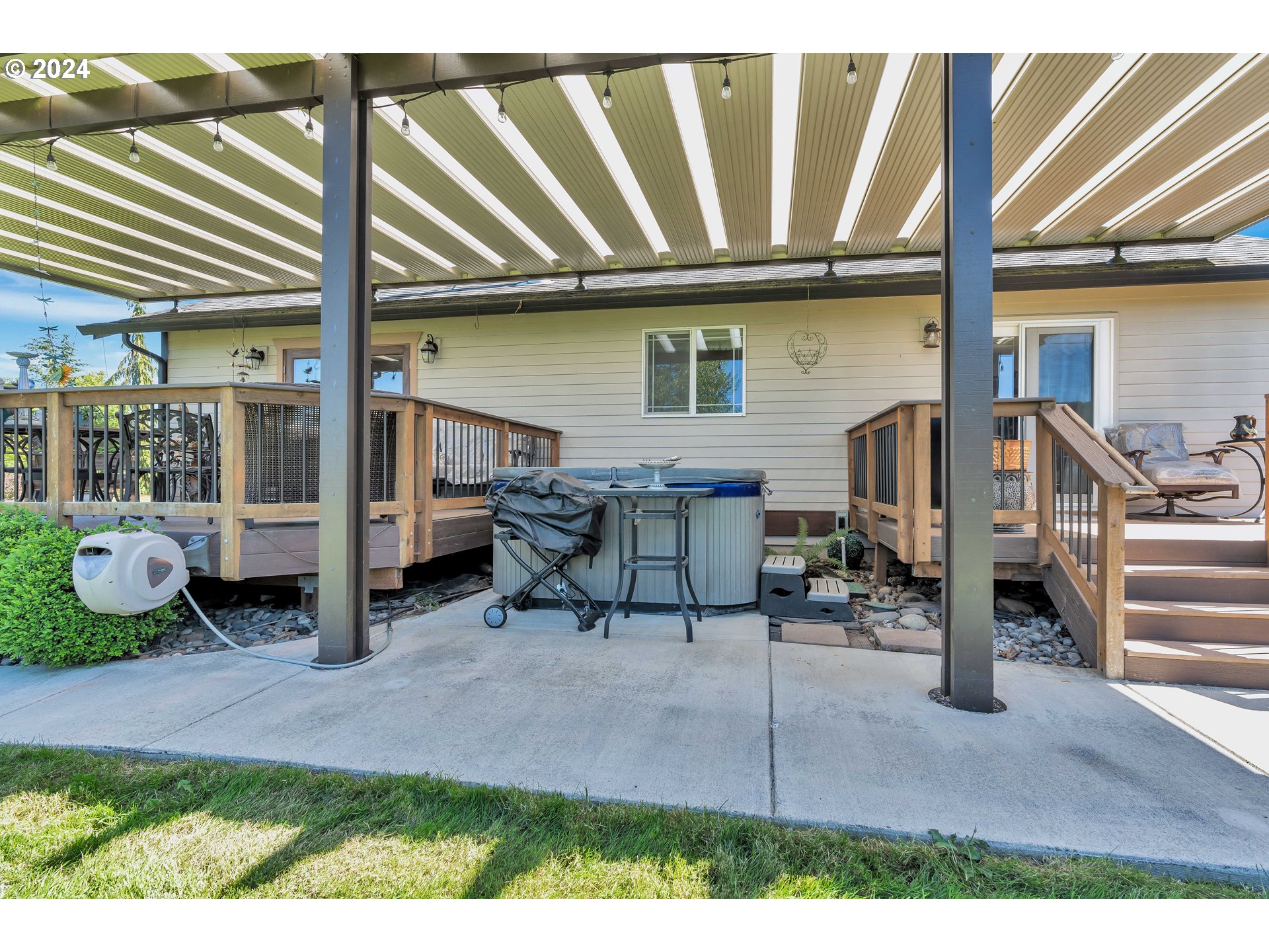 26400 Northeast 29th Avenue Ridgefield, WA 98642 - Photo 32 of 48 a view of an outdoor space with seating area