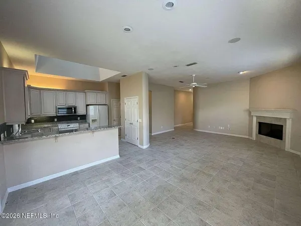 $2,400 | 10576 Northwest 32nd Road, Gainesville, FL 32606