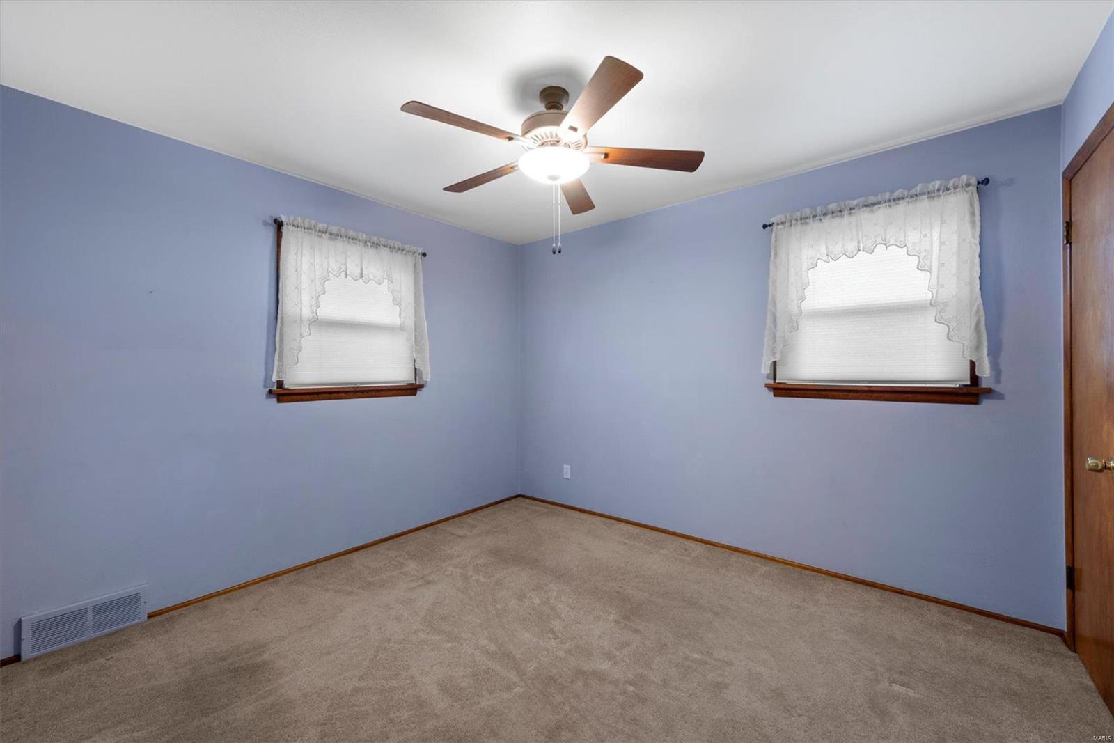 7837 Decatur Drive St. Louis, MO 63123 - Photo 16 of 28 Gallery Image 16