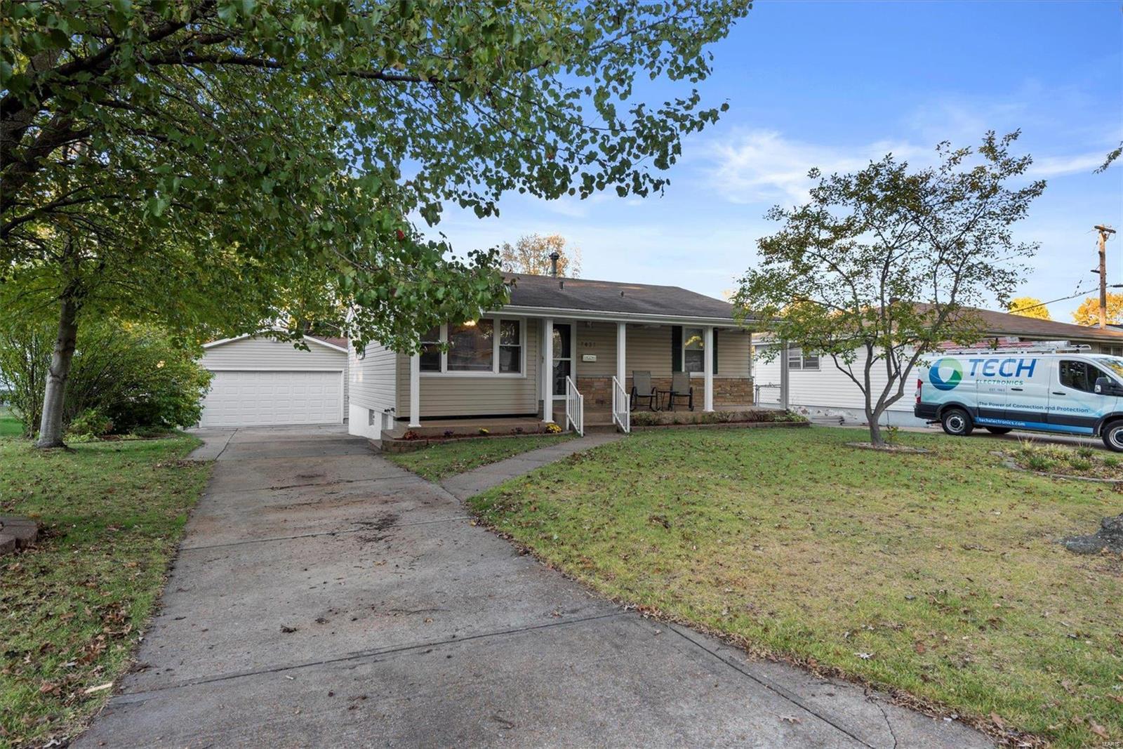 7837 Decatur Drive St. Louis, MO 63123 - Photo 27 of 28 Gallery Image 27