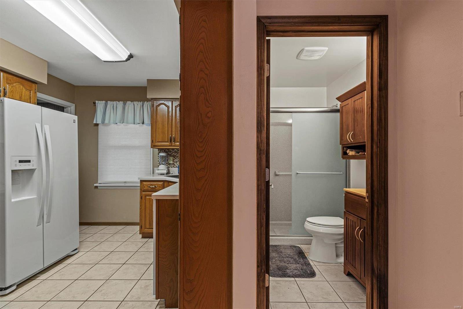 7837 Decatur Drive St. Louis, MO 63123 - Photo 10 of 28 Gallery Image 10