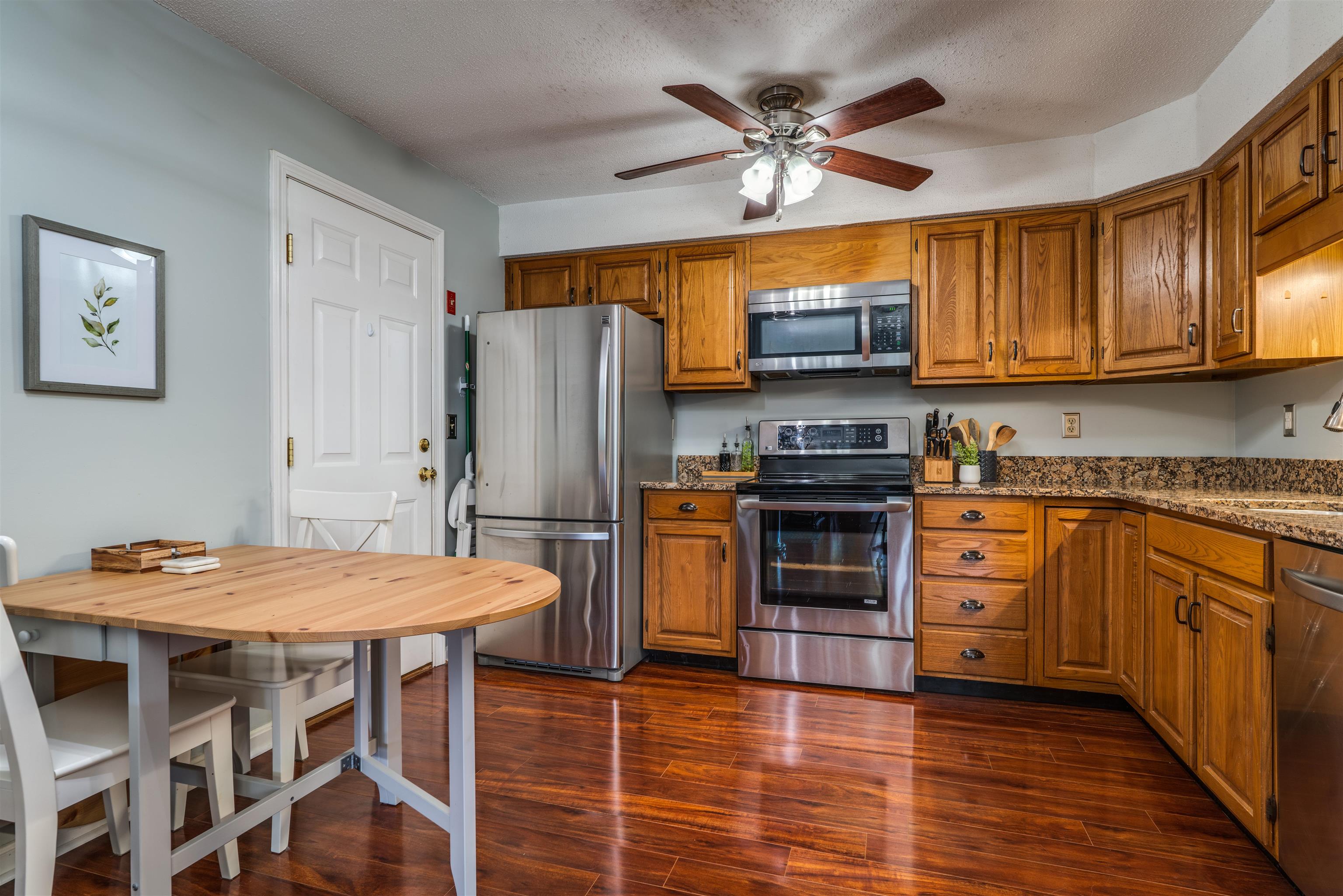 50 Brookside Drive, Unit O8 Exeter, NH 03833 - Photo 7 of 27