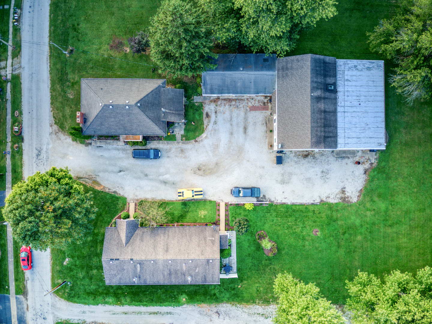 809 East 14th Street Georgetown, IL 61846 - Photo 47 of 52 an aerial view of a house