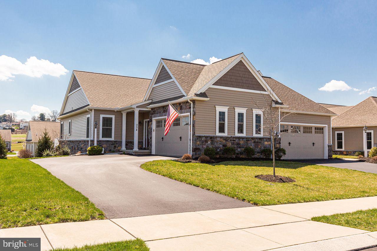 334 Pin Oak Drive Lititz, PA 17543 - Photo 1 of 39 Gallery Image 1