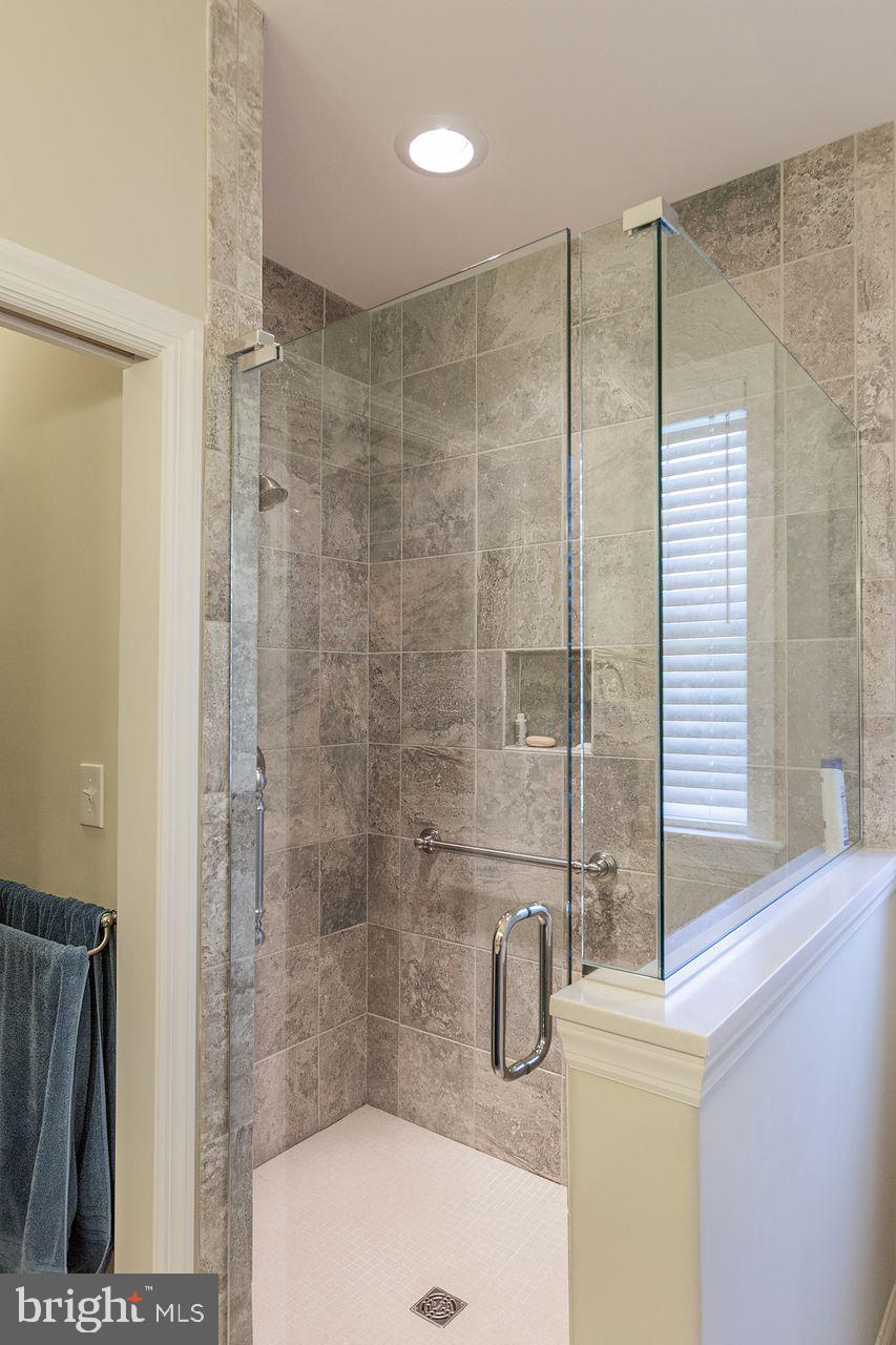 334 Pin Oak Drive Lititz, PA 17543 - Photo 25 of 39 Gallery Image 25