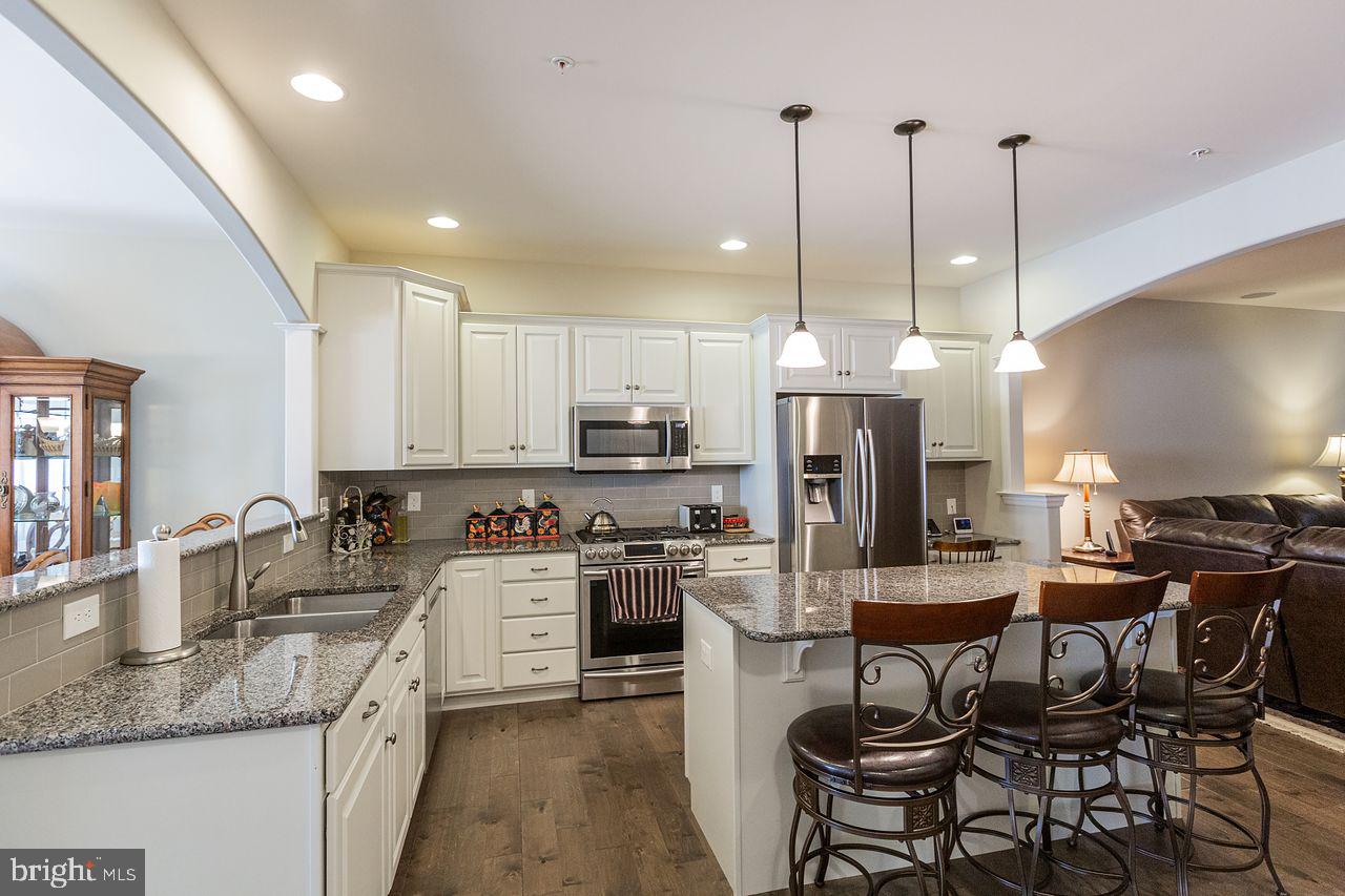 334 Pin Oak Drive Lititz, PA 17543 - Photo 8 of 39 Gallery Image 8