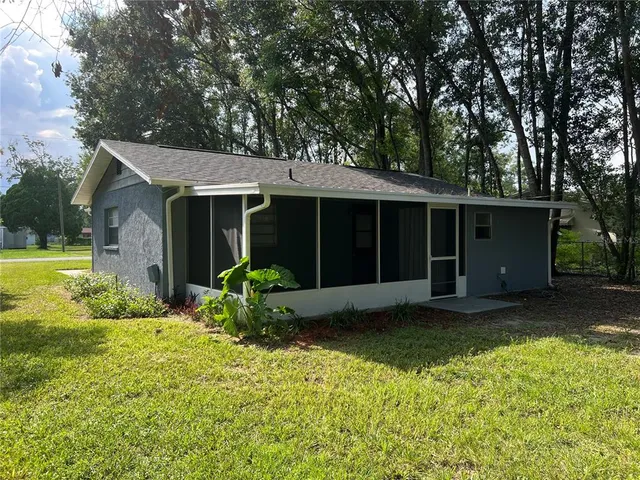 $270,000 | 4916 16th Street, Zephyrhills, FL 33542