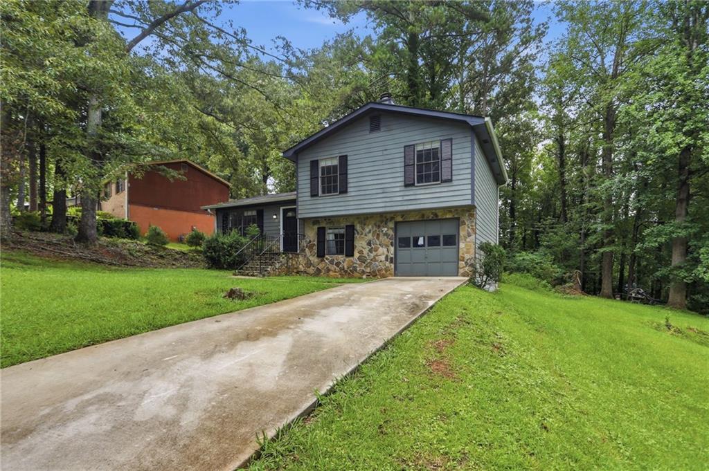 5516 Liberty Road Union City, GA 30291 - Photo 2 of 21 Gallery Image 2