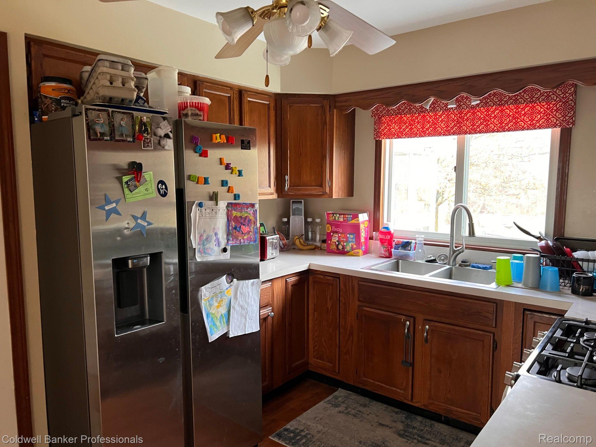 2215 East Burnside Road North Branch, MI 48461 - Photo 3 of 33 Kitchen view 2