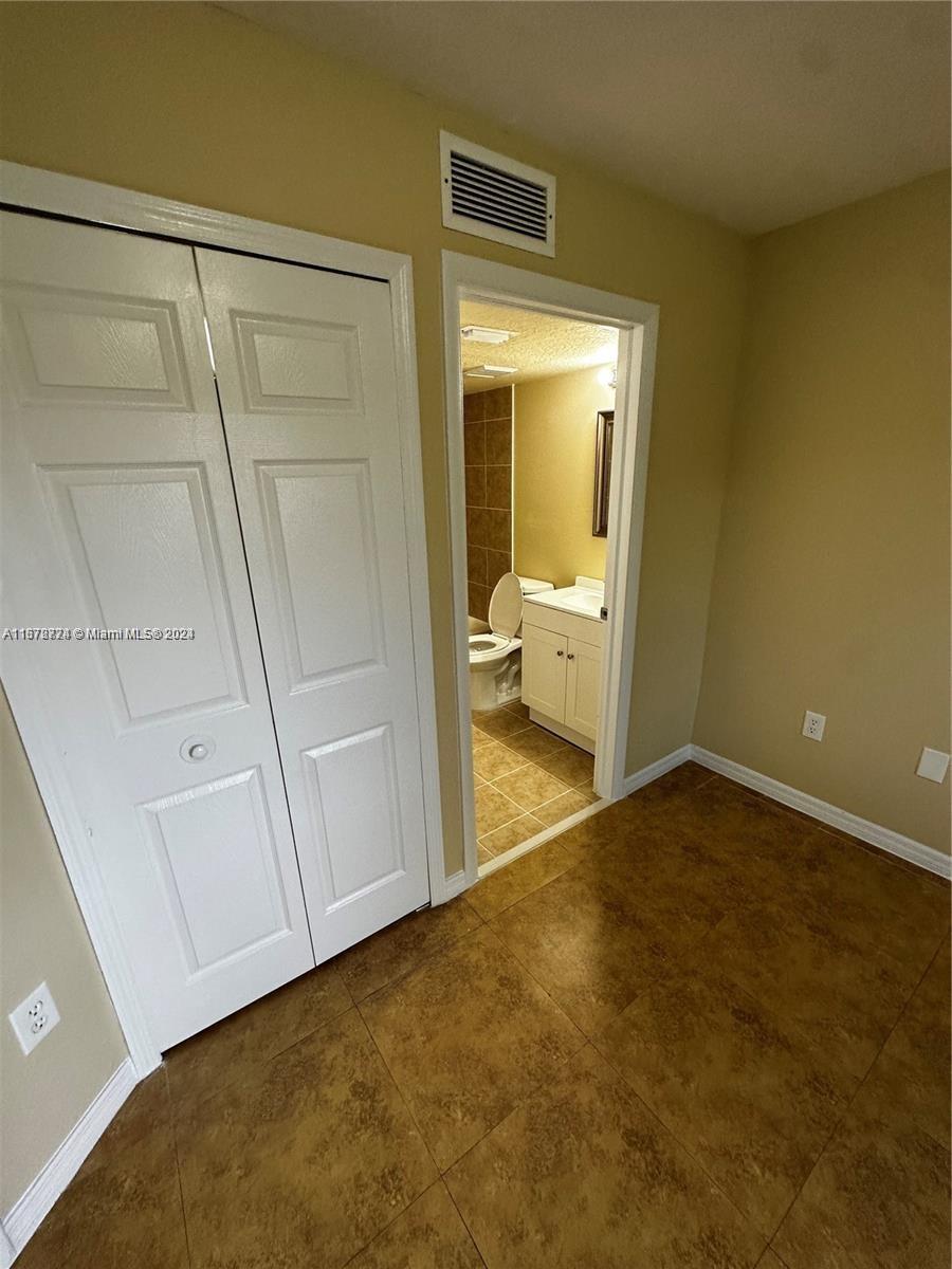 2910 Southeast 12th Road, Unit 10429 Homestead, FL 33035 - Photo 13 of 38 Gallery Image 13
