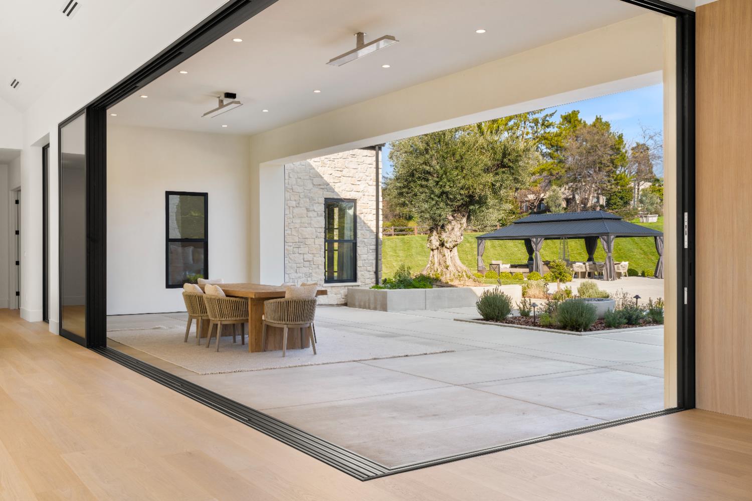 2735 Rattlesnake Road Newcastle, CA 95658 - Photo 15 of 84 Gallery Image 15