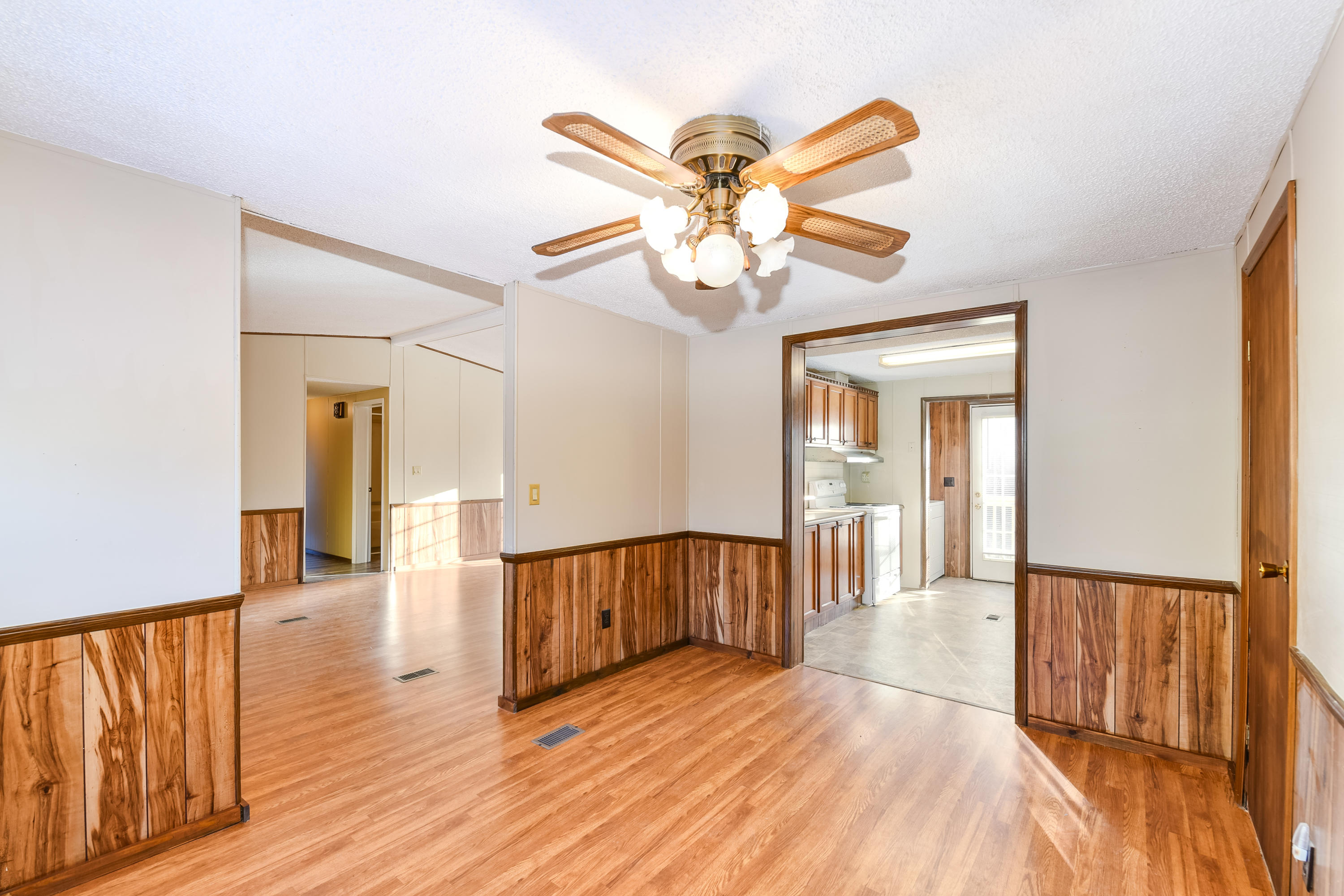 9902 Clift Road Strawberry Plains, TN 37871 - Photo 9 of 32 DSC_6529-Edit
