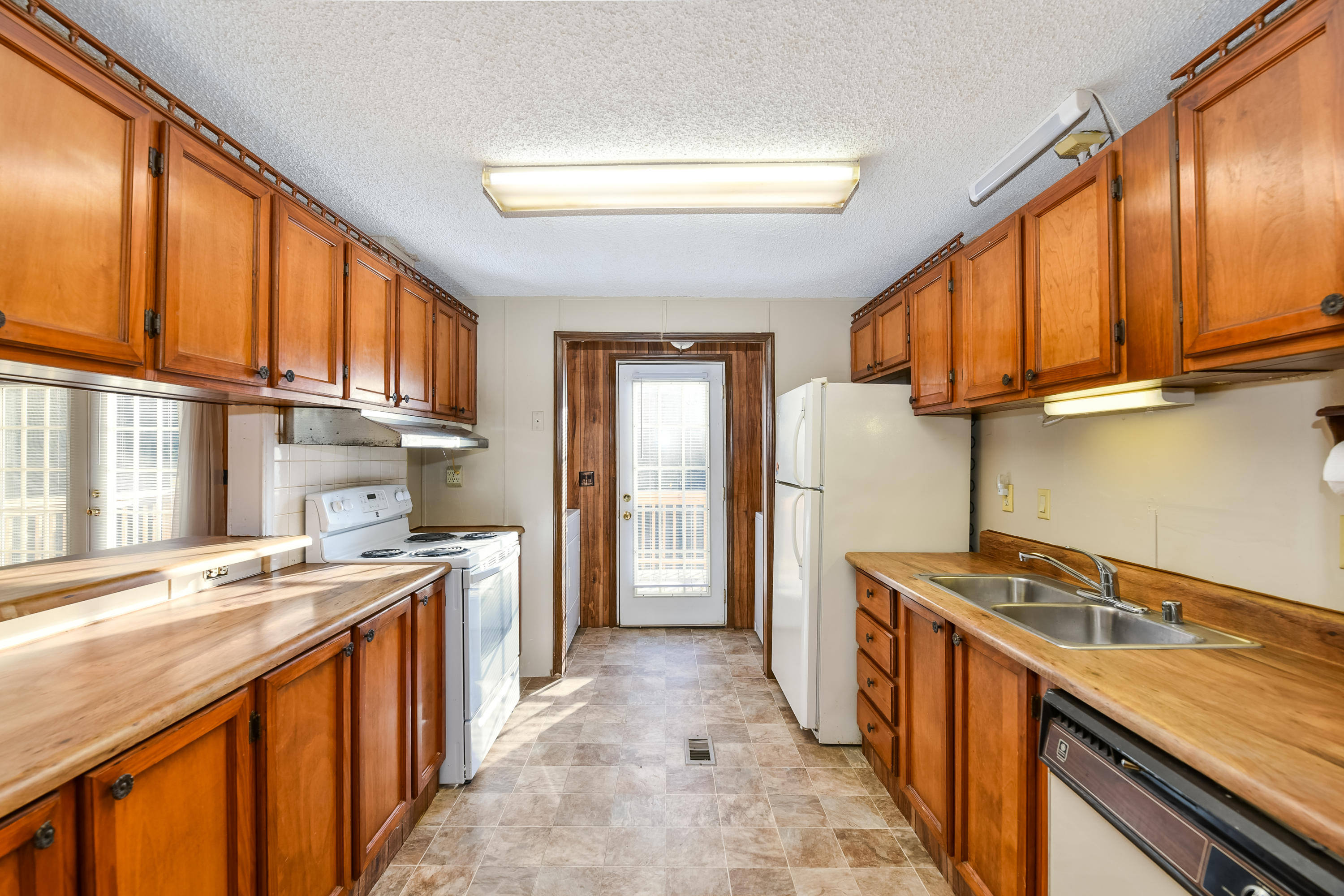 9902 Clift Road Strawberry Plains, TN 37871 - Photo 10 of 32 DSC_6531-Edit