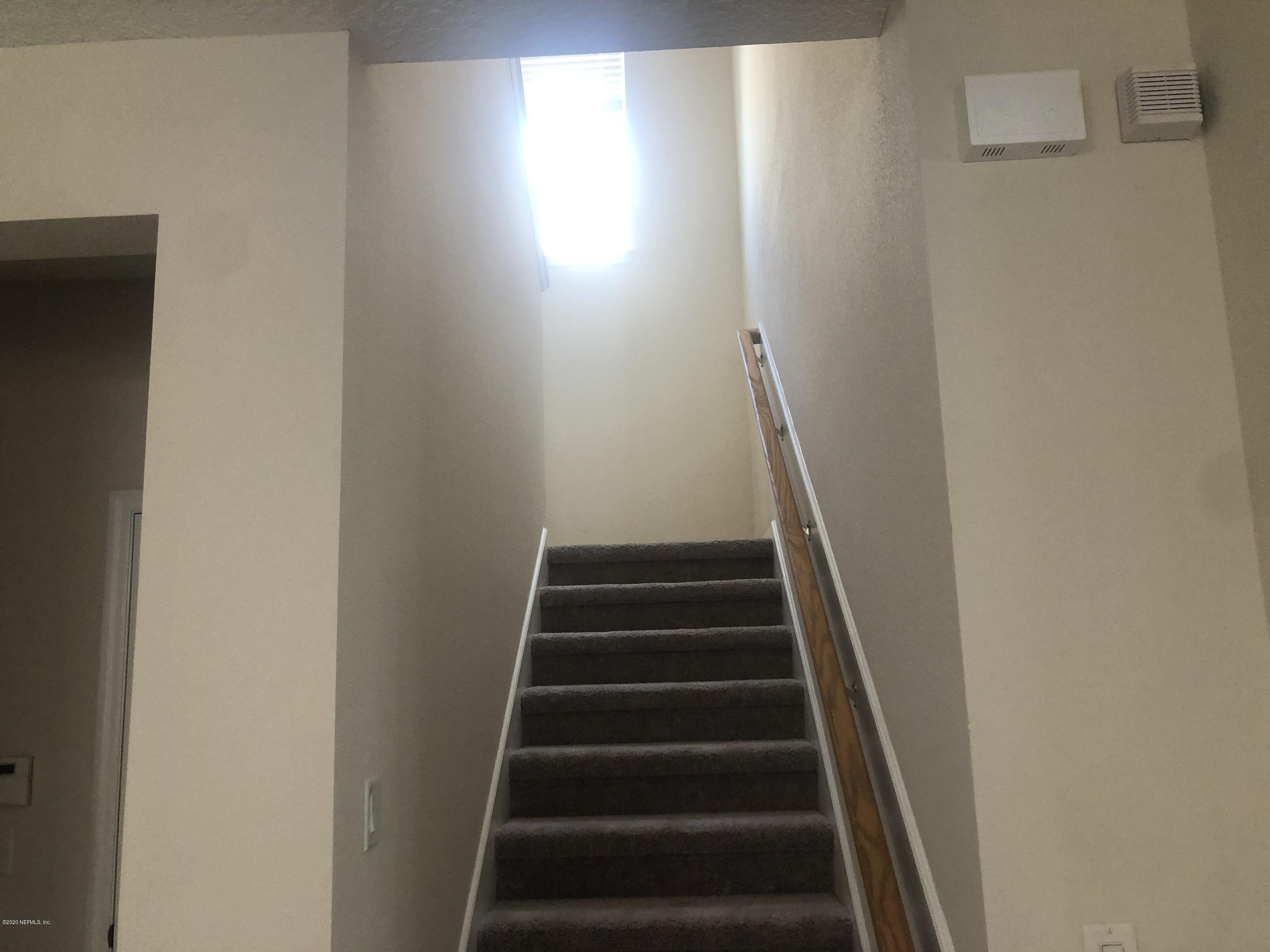 3782 Chasing Falls Road Orange Park, FL 32065 - Photo 10 of 22 a view of entryway