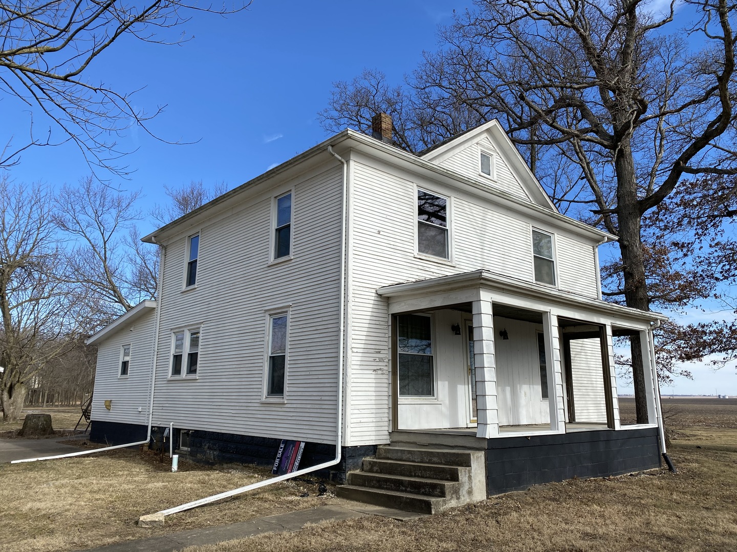 28318 Hinman Road Tremont, IL 61568 - Photo 2 of 9