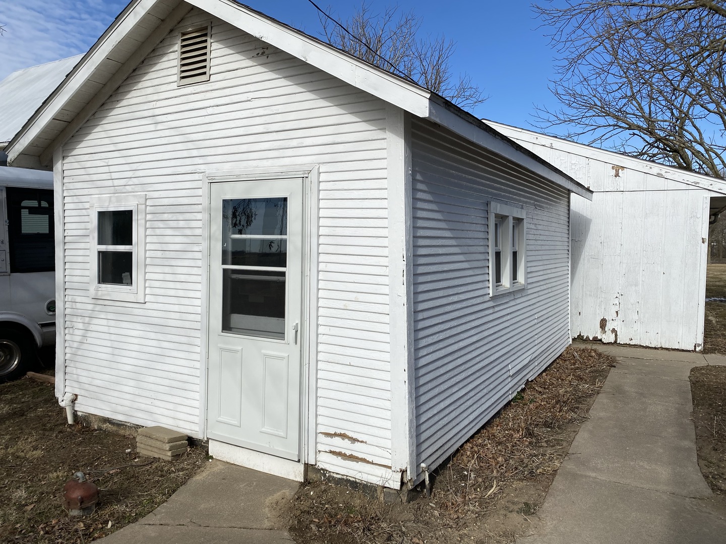 28318 Hinman Road Tremont, IL 61568 - Photo 4 of 9