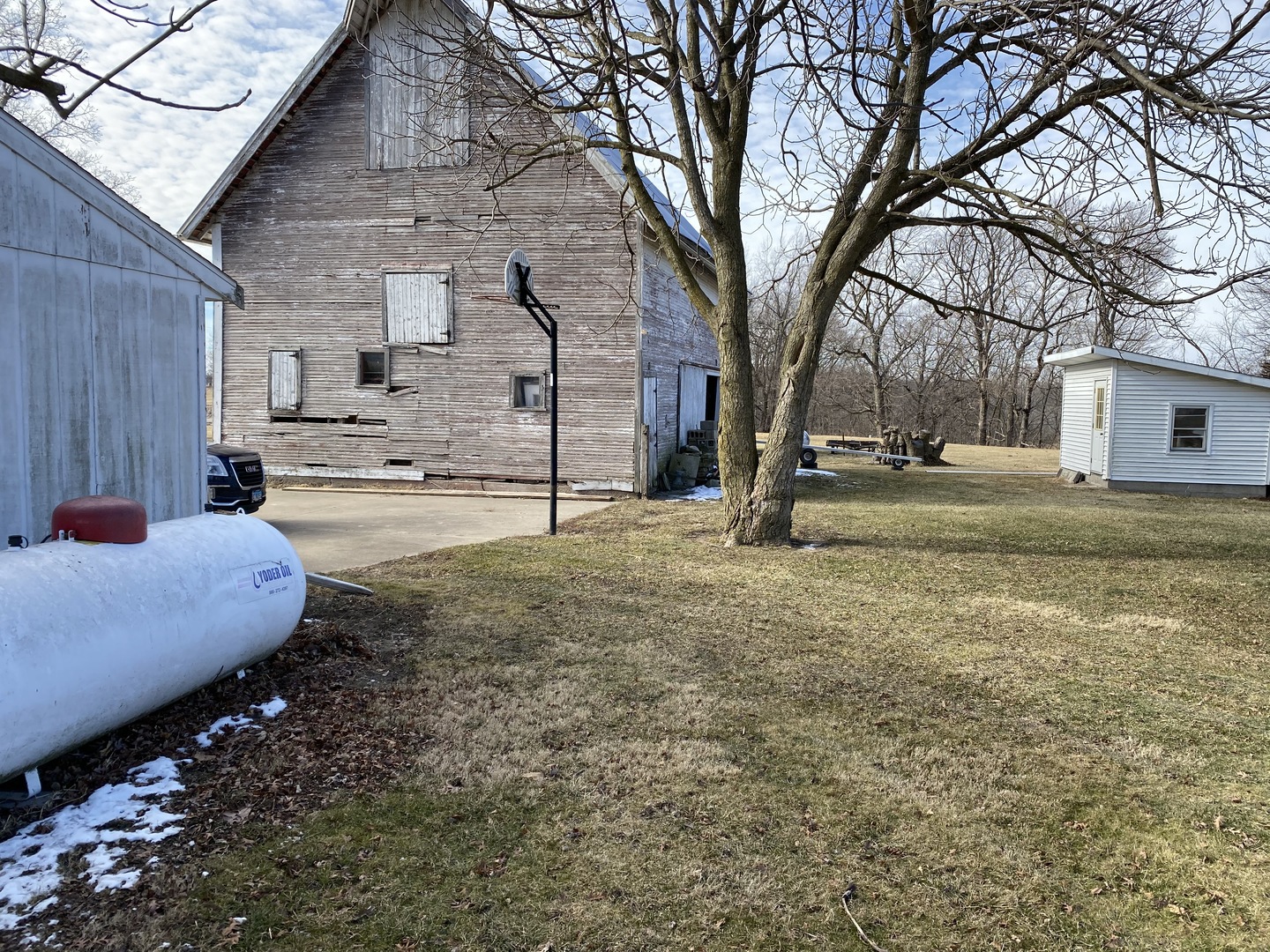 28318 Hinman Road Tremont, IL 61568 - Photo 6 of 9