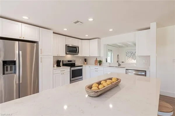 $25,000 | 1530 Mandarin Road, Naples, FL 34102