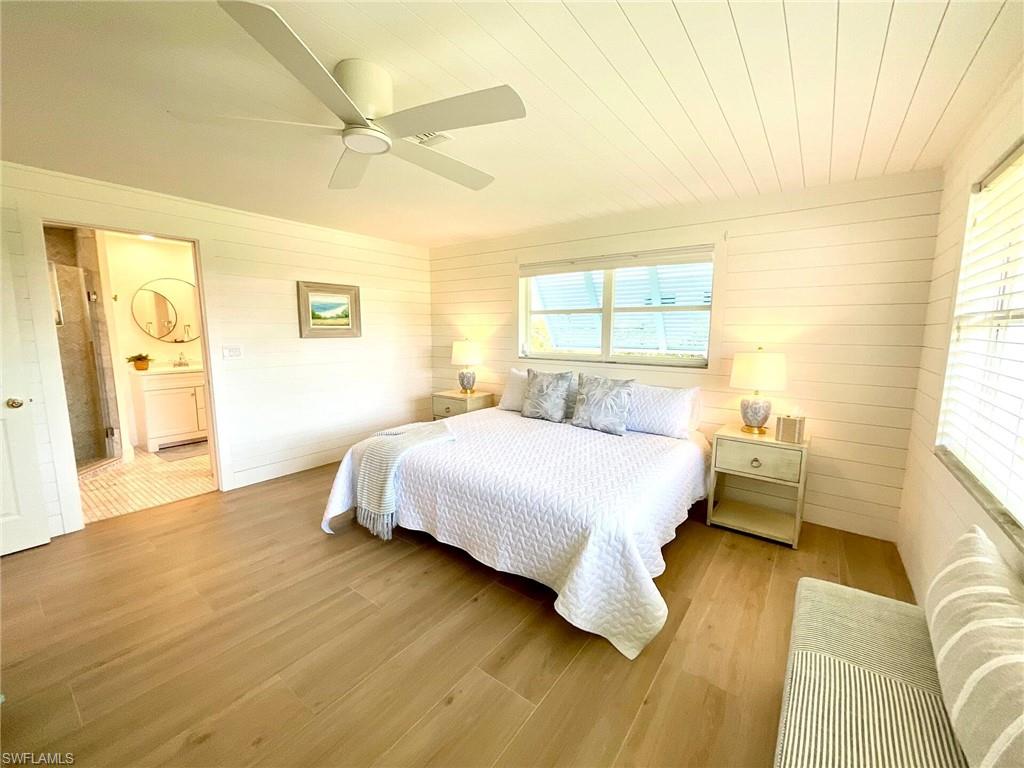 1530 Mandarin Road Naples, FL 34102 - Photo 19 of 44