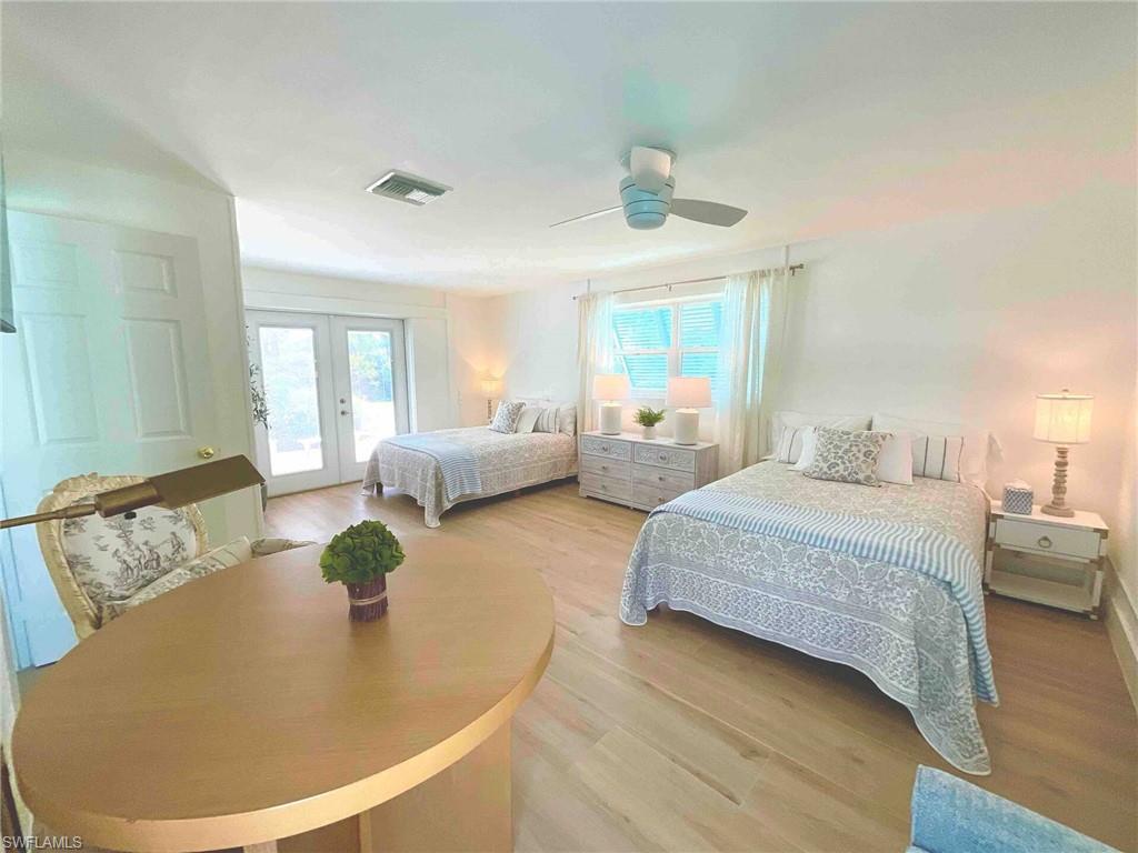 1530 Mandarin Road Naples, FL 34102 - Photo 25 of 44