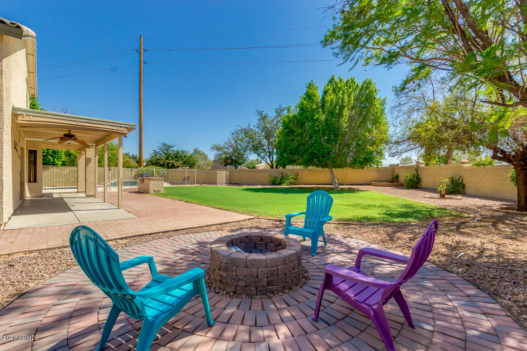 807 West Shellfish Drive Gilbert, AZ 85233 - Photo 39 of 48 Outdoor Firepit