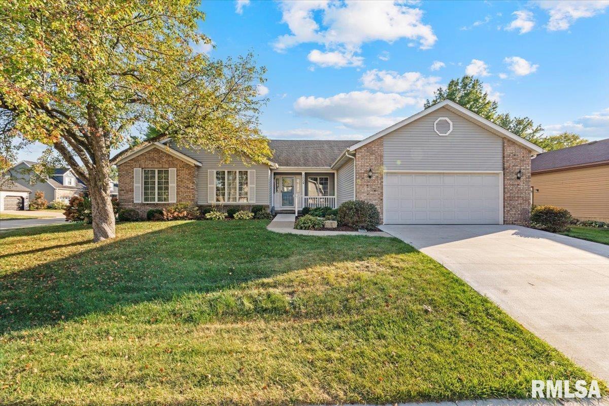 2605 Hunter Road Bettendorf, IA 52722 - Photo 1 of 54 Gallery Image 1
