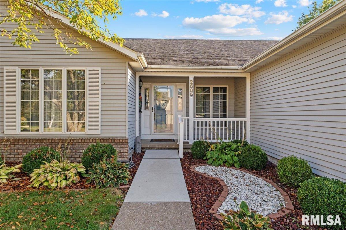 2605 Hunter Road Bettendorf, IA 52722 - Photo 4 of 54 Gallery Image 4