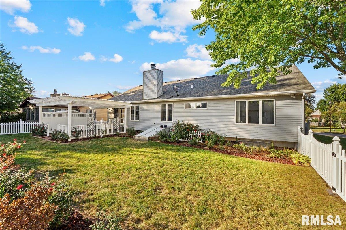 2605 Hunter Road Bettendorf, IA 52722 - Photo 50 of 54 Gallery Image 50