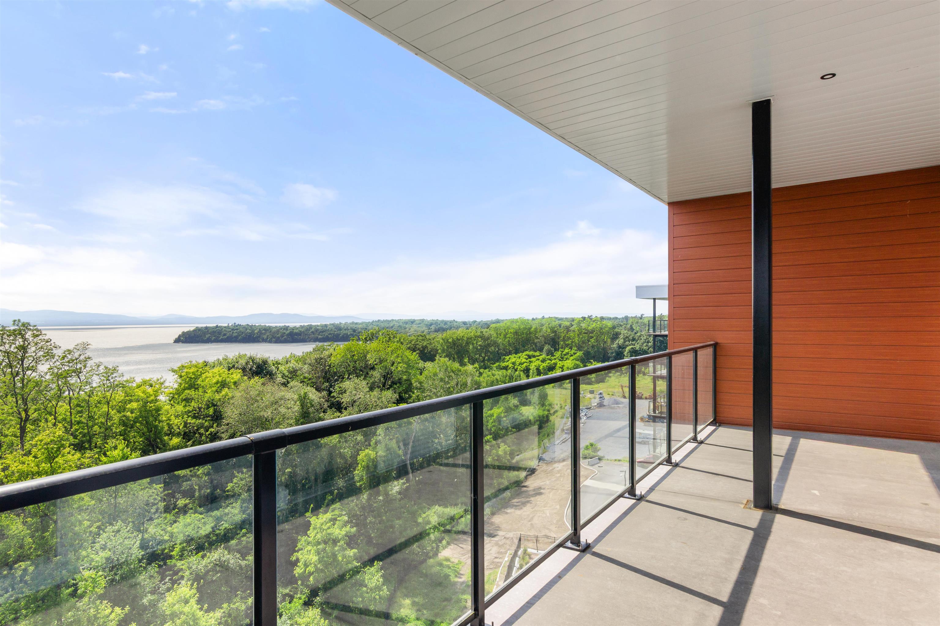 125 Cambrian Way, Unit 607 Burlington, VT 05401 - Photo 2 of 40