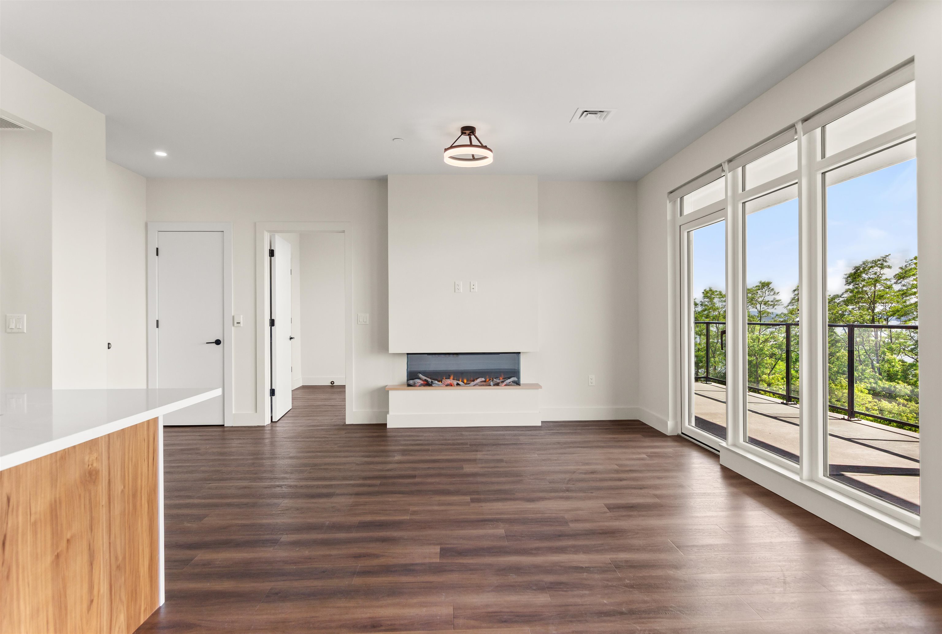 125 Cambrian Way, Unit 607 Burlington, VT 05401 - Photo 6 of 40