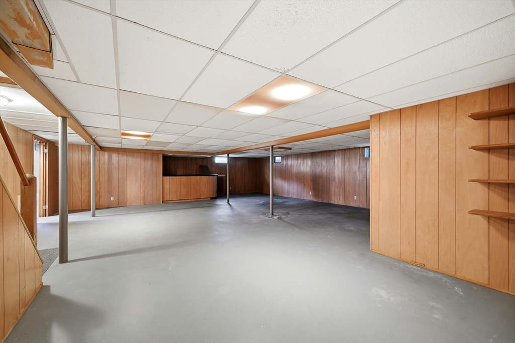 1303 Plumtree Road Springfield, MA 01119 - Photo 31 of 39 Gallery Image 31