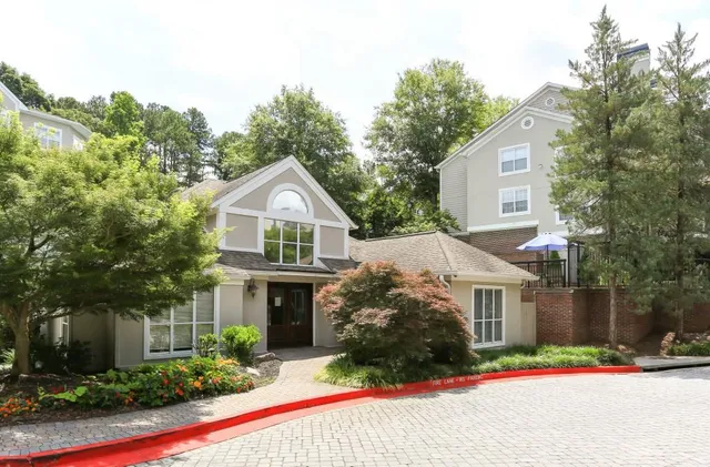 $290,000 | 1209 River Green Drive Northwest, Atlanta, GA 30327
