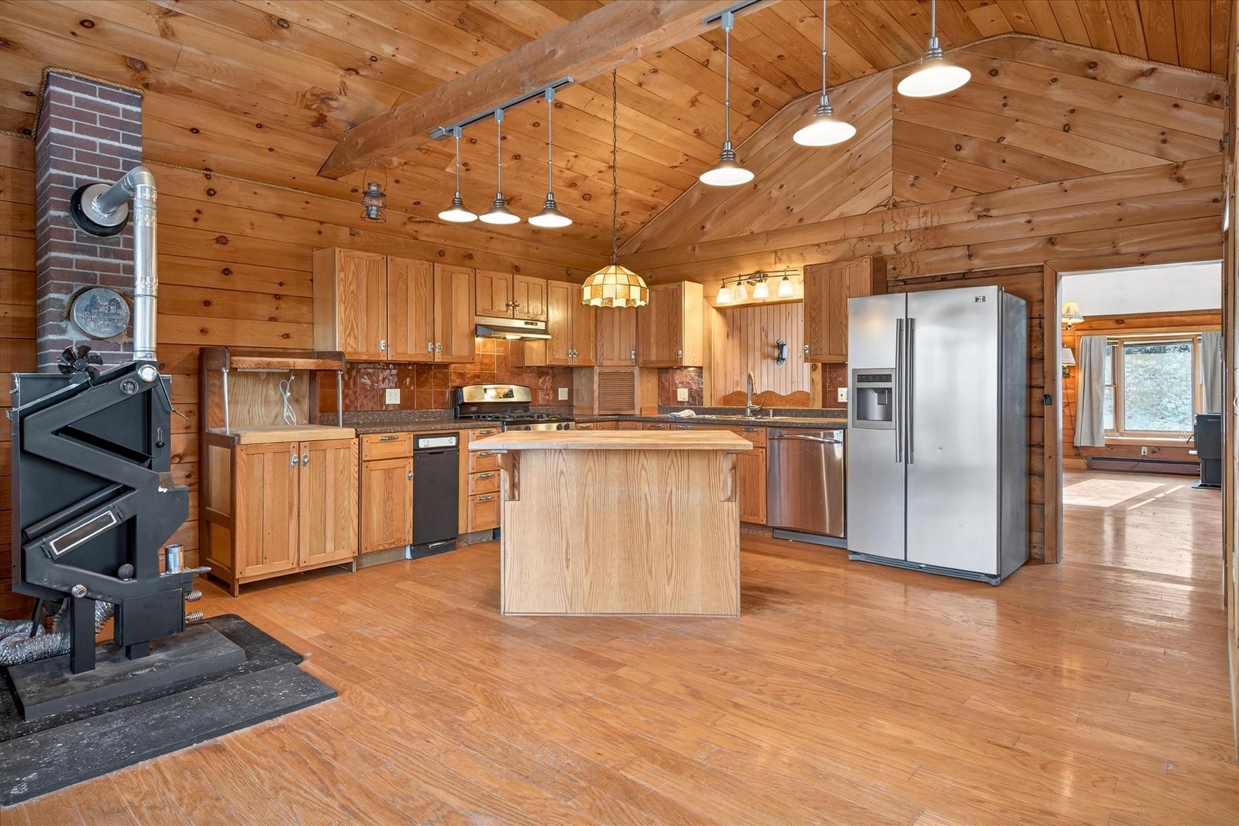 1350 Teer Road Clarendon, VT 05777 - Photo 24 of 53